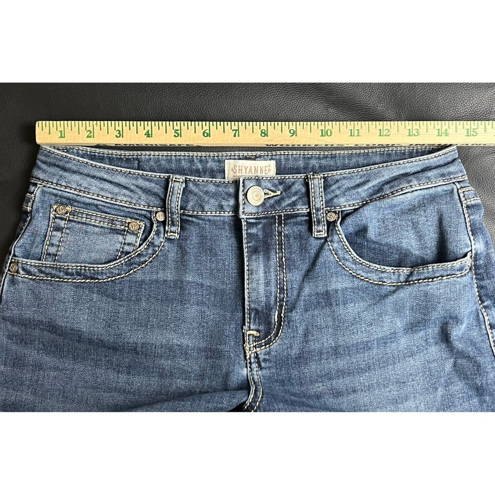 SHYANNE 31W 32.5L Flare Jeans Embroidered Floral Stretch Boho Western Bootcut - Picture 8 of 11